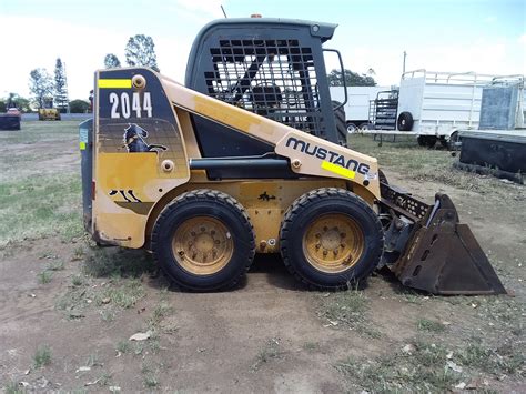 mustang 2044 skid steer reviews|mustang skid steer manual.